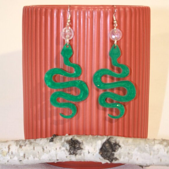 Green Glitter Snake Earrings Hand Crafted - Picture 3 of 3
